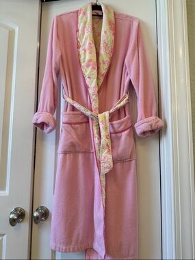 Lilly Pulitzer Pink Floral Terry Robe